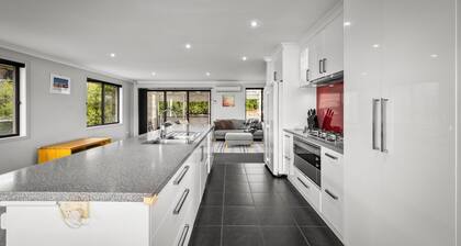 4 Bedroom House - Gorgeous View