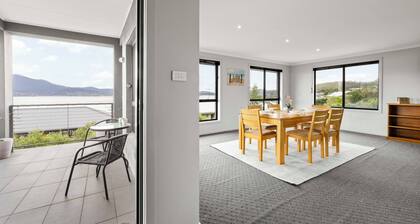 4 Bedroom House - Gorgeous View