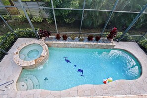 Outdoor pool, a heated pool - Azure Sky Spacious 5-bedroom house with WiFi and AC in enchanting Naples (Naples)