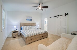 3 bedrooms, iron/ironing board, WiFi, bed sheets - Beach Oasis w\Pickleball, Putting Green, Games, Firepit, & More (Bolivar Peninsula)