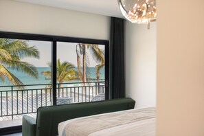 Ylelliset vuodevaatteet, memory foam -patjalliset sängyt