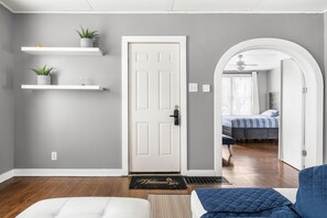 House, 2 Bedrooms, Non Smoking, Kitchen | Living area | 42-inch Smart TV with digital channels, streaming services - Charming 2 Bedroom with in Home Gym (Indianapolis)
