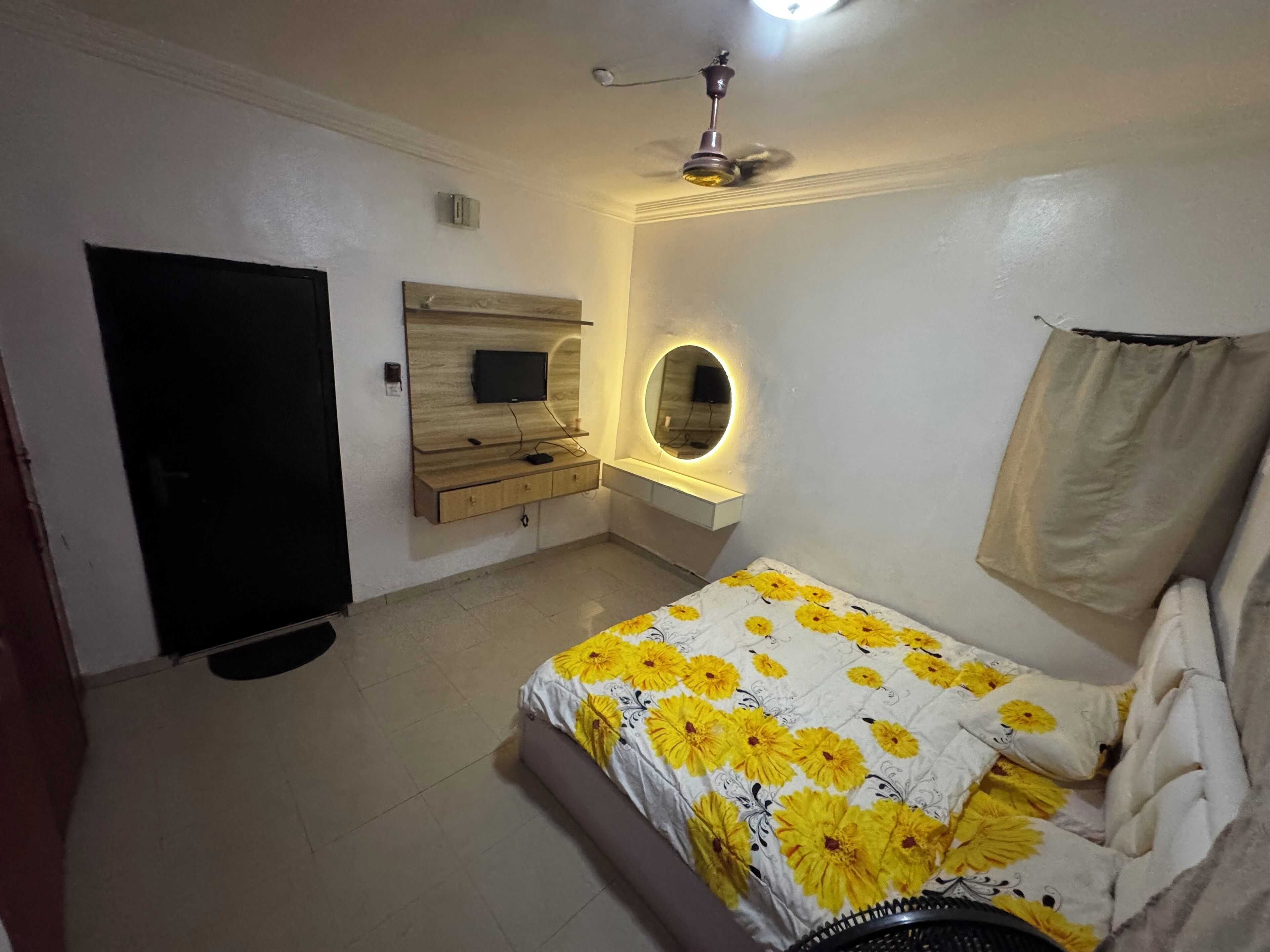 4 Schlafzimmer, Bügeleisen/Bügelbrett, WLAN, Bettwäsche