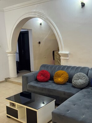 Interior - ROSEGARDENLODGE
Spacious 3-Bedroom Retreat,Cozy, Stylish & Perfect for Getaways! (Lagos)