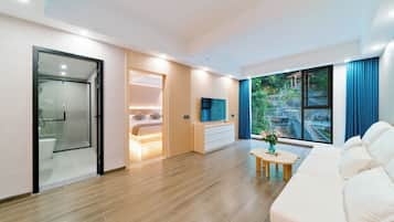 Luxury Suite, 1 Bedroom, Hill View, Mountainside