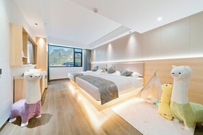 Family Twin Room, City View | Down comforters, pillowtop beds, blackout drapes, soundproofing