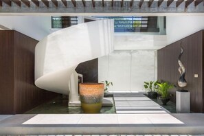 Room - Fashionable Villa Malabar Beachfront 5 Bedrooms Plus 2 Kid's Bedrooms 10+6 (Koh Samui)