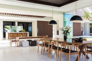 Unclassified image, 3 of 29, button - Fashionable Villa Malabar Beachfront 5 Bedrooms Plus 2 Kid's Bedrooms 10+6 (Koh Samui)