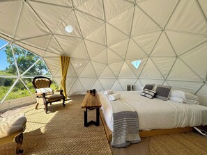Select Comfort beds, bed sheets, wheelchair access - Little Beach Co. Resort (Chain Of Lagoons)
