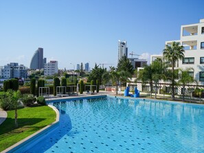 Pool - Aqua House Valentino (Limassol)