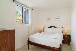 1 chambre, accès Internet, draps fournis