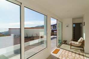 Interior - GuestReady - Hillside Escape I (Estreito de Câmara de Lobos)