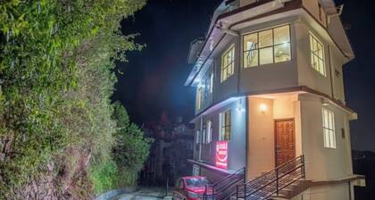 Mountain View 2BHK | Humble Homestay | 8km Mall