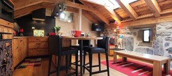 Maisonnette de Maze in Rocherols, 20 minutes from Le Puy-en-Velay