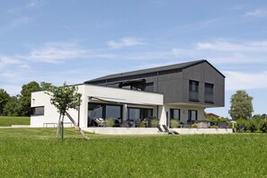 Exterior - Apartment 'Panorama' with Private Terrace, Balcony and Wi-Fi (Bad Wurzach)