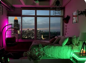 1 soverom, safe på rommet, wi-fi (inkludert) og sengetøy