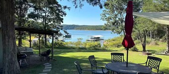 The Cabin-Lake Front Oasis