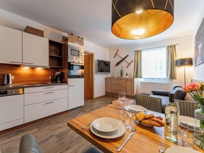 Interior - Apartment with shared a sauna and fitness (Piesendorf)