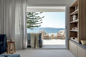 TV, fireplace, stereo, offices