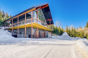 Exterior - Views, Trails, Hot Tub & More: Luxe Wyoming Oasis (Dubois)
