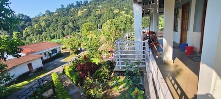 Deluxe Double Room | Terrace/patio