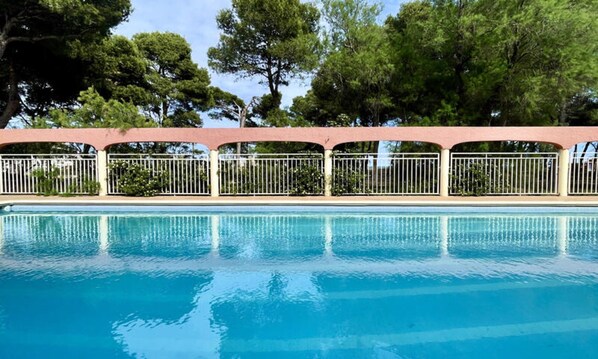 Utomhuspool