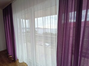 Interior - Cozy apartment with sea view (Šušanj)