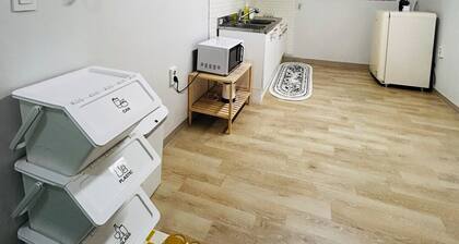 Charming 1-bedroom apartment in delightful Seoul with WiFi