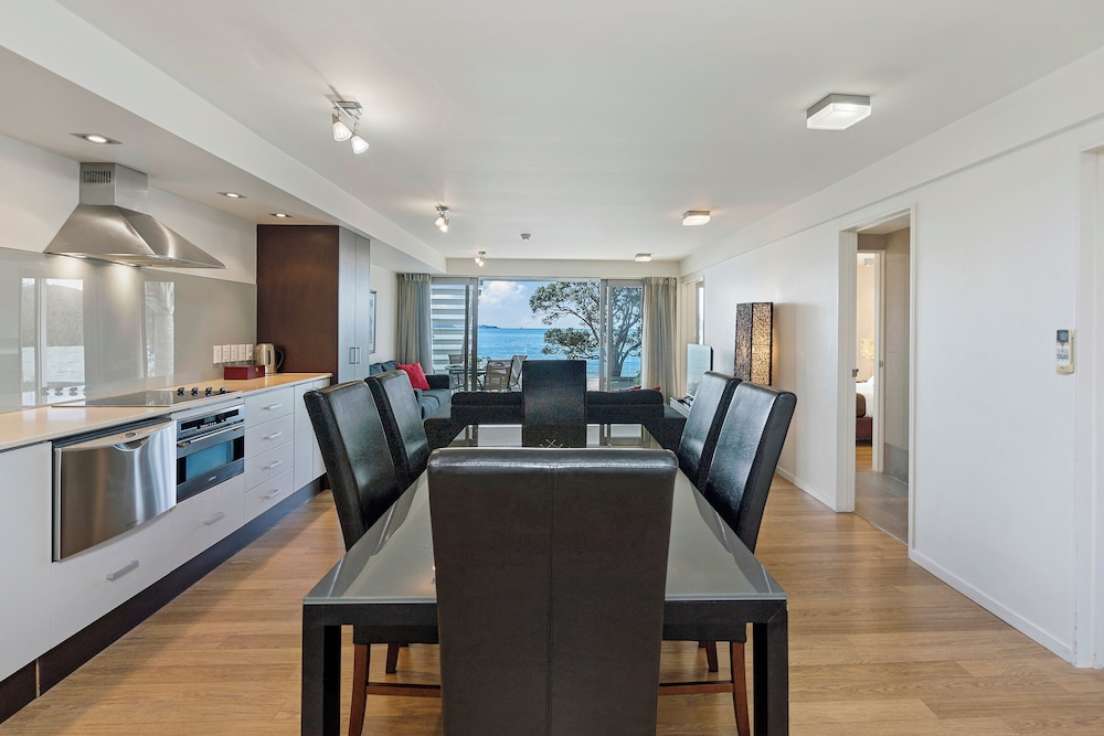 Paihia Beach Front 2 Bedroom Apartment 4