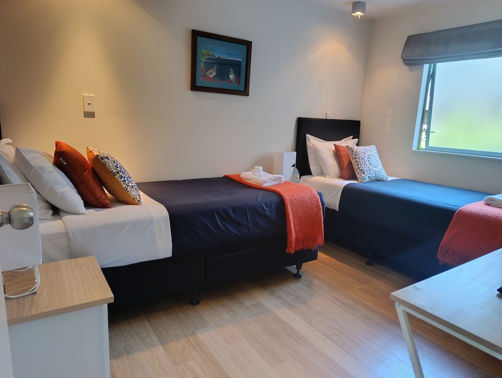 Paihia Beach Front 2 Bedroom Apartment 3