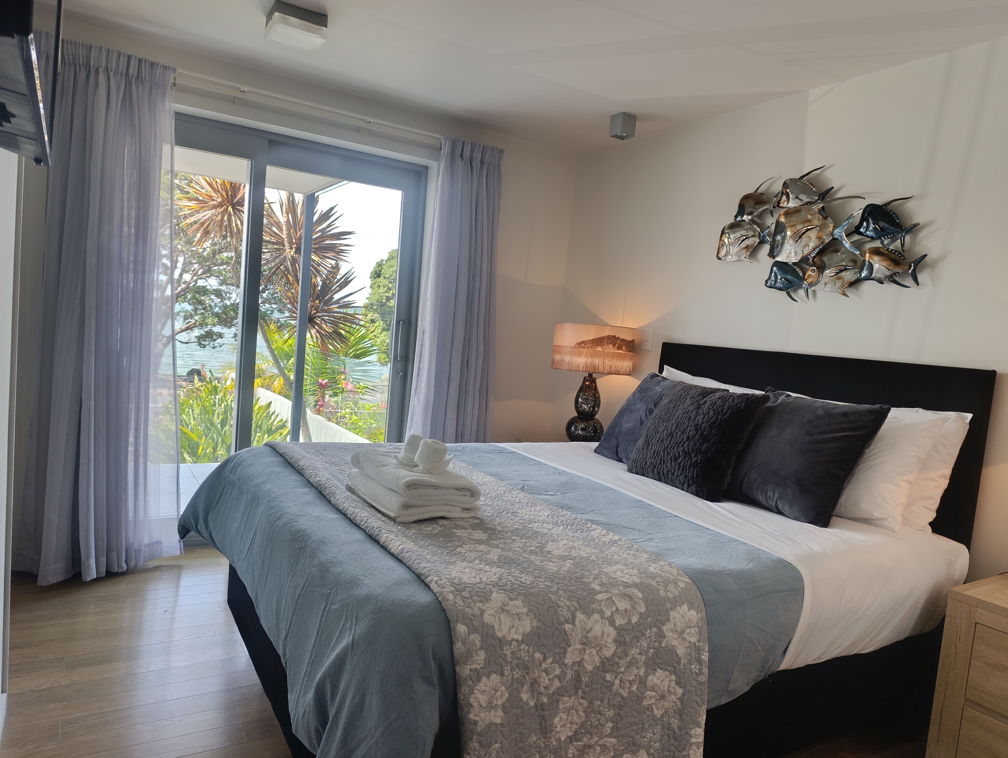 Leilighet, 2 soverom, balkong, strandutsikt | Strykejern/-brett og wi-fi (inkludert)