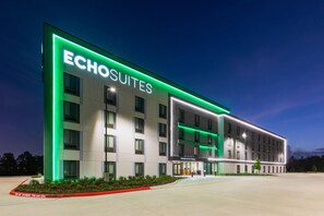 Exterior - ECHO Suites Extended Stay by Wyndham Houston Pasadena Fwy Pl  (Pasadena)