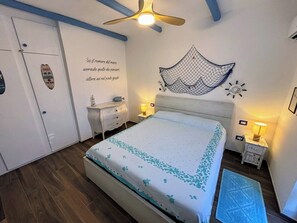 1 bedroom, iron/ironing board, travel cot, WiFi