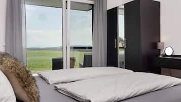 3 bedrooms, free WiFi, bed sheets