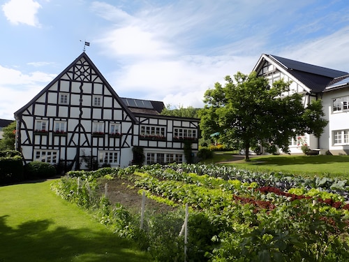 Ferienwohnung 'Kornkammer' mit Gemeinschaftsgarten, Balkon und Wi-Fi