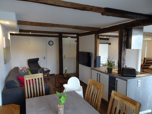 Ferienwohnung 'Kleeblatt' mit Privatterrasse, Gemeinschaftsgarten und Wi-Fi