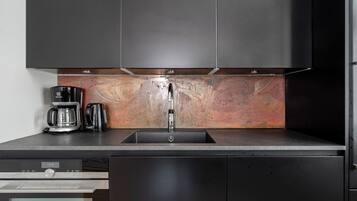 Appartement Ville, vue cour intérieure | Cuisine privée