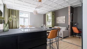 Appartement Ville, vue cour intérieure | Coin séjour