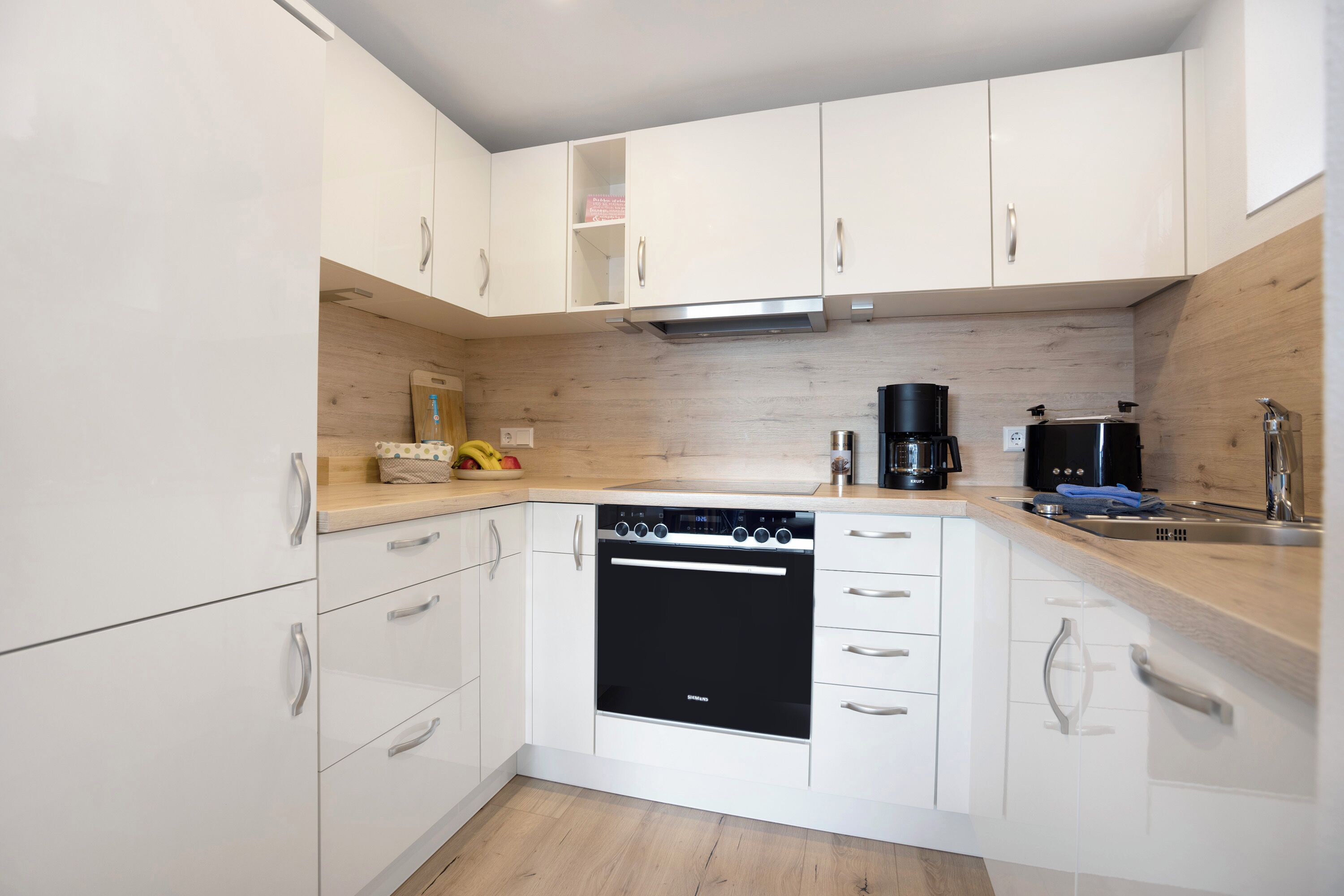 Kühlschrank, Ofen, Herdplatte, Geschirrspüler