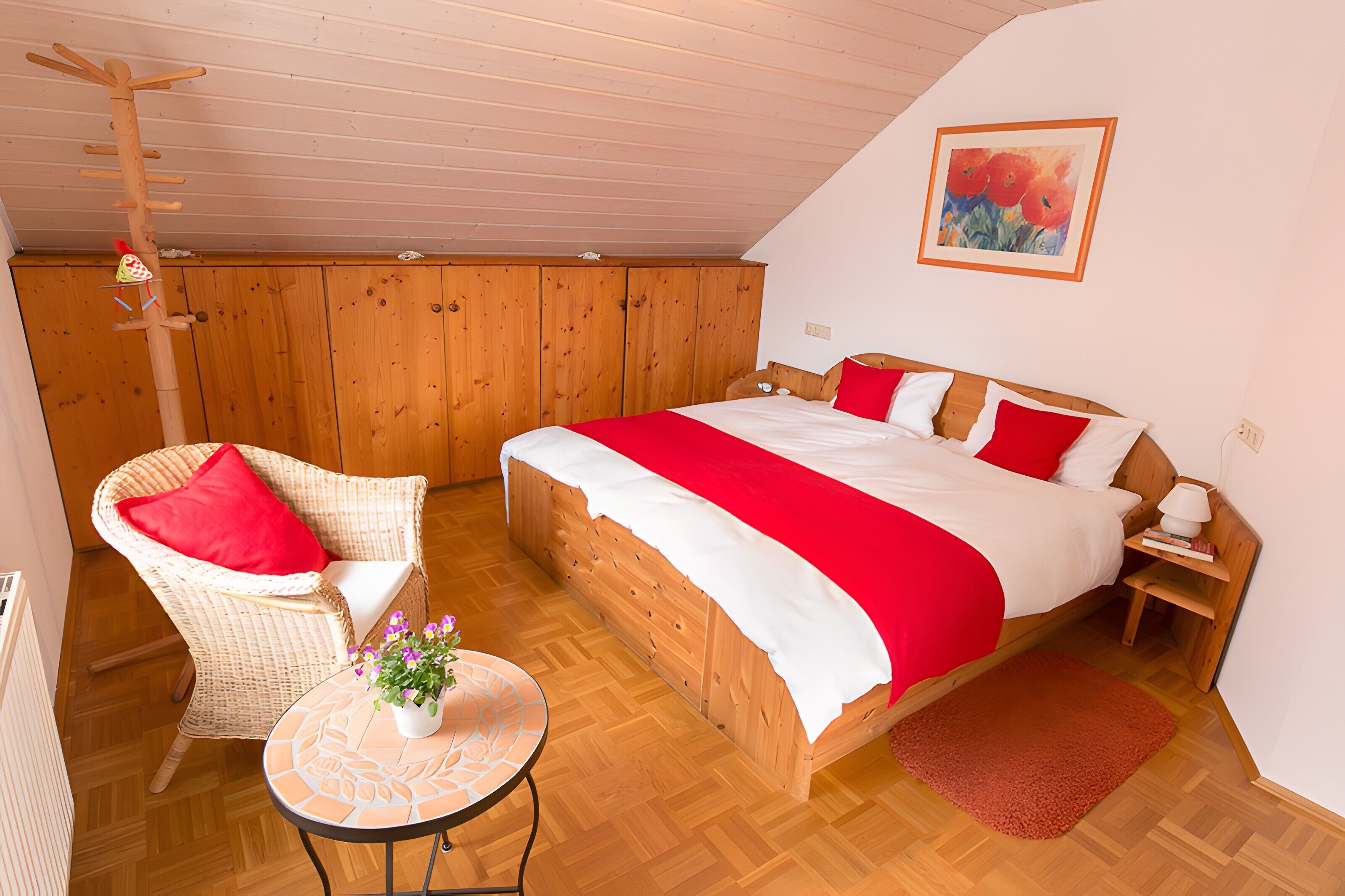 2 chambres, fer et planche à repasser, Wi-Fi gratuit, draps fournis