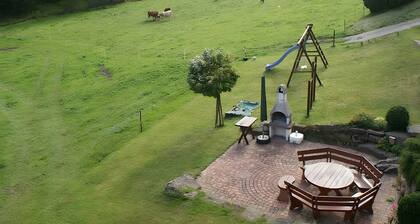 Apartment '40m²' with Mountain View, Shared Garden and Wi-Fi