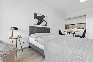 1 bedroom, WiFi, bed sheets