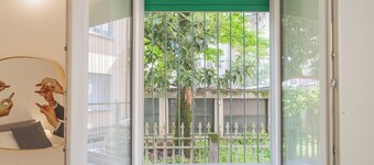 A Step From the Lake Apartment by Rent all Como