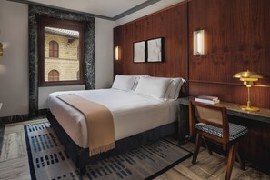 Apartemen Klasik | Minibar, brankas, ruang kerja ramah laptop, dan kedap suara