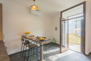 Apartment (1 Bedroom) | Living area | 32-inch Smart TV with digital channels - Cozy Nest on the Lake by Rent all Como (Tremezzina)