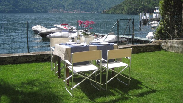 Garden - Family Lake Apartment by Rent all Como (Tremezzina)