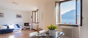 Family Lake Apartment