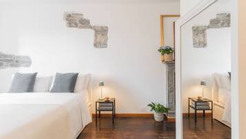 Huoneisto (3 Bedrooms) | 3 makuuhuonetta, kannettavalle tietokoneelle sopiva työtila