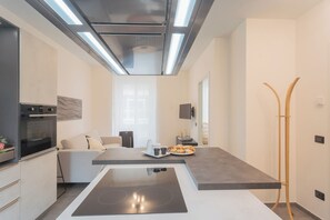 Apartment (1 Bedroom) | Private kitchen