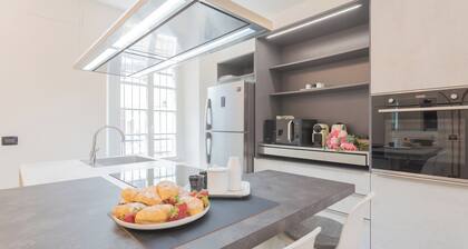 Enchanted Como Lake - City Apartment by Rent all Como